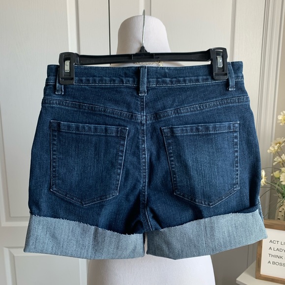 UpCycled Gloria Vanderbilt Cutoff Denim Shorts - Picture 7 of 9